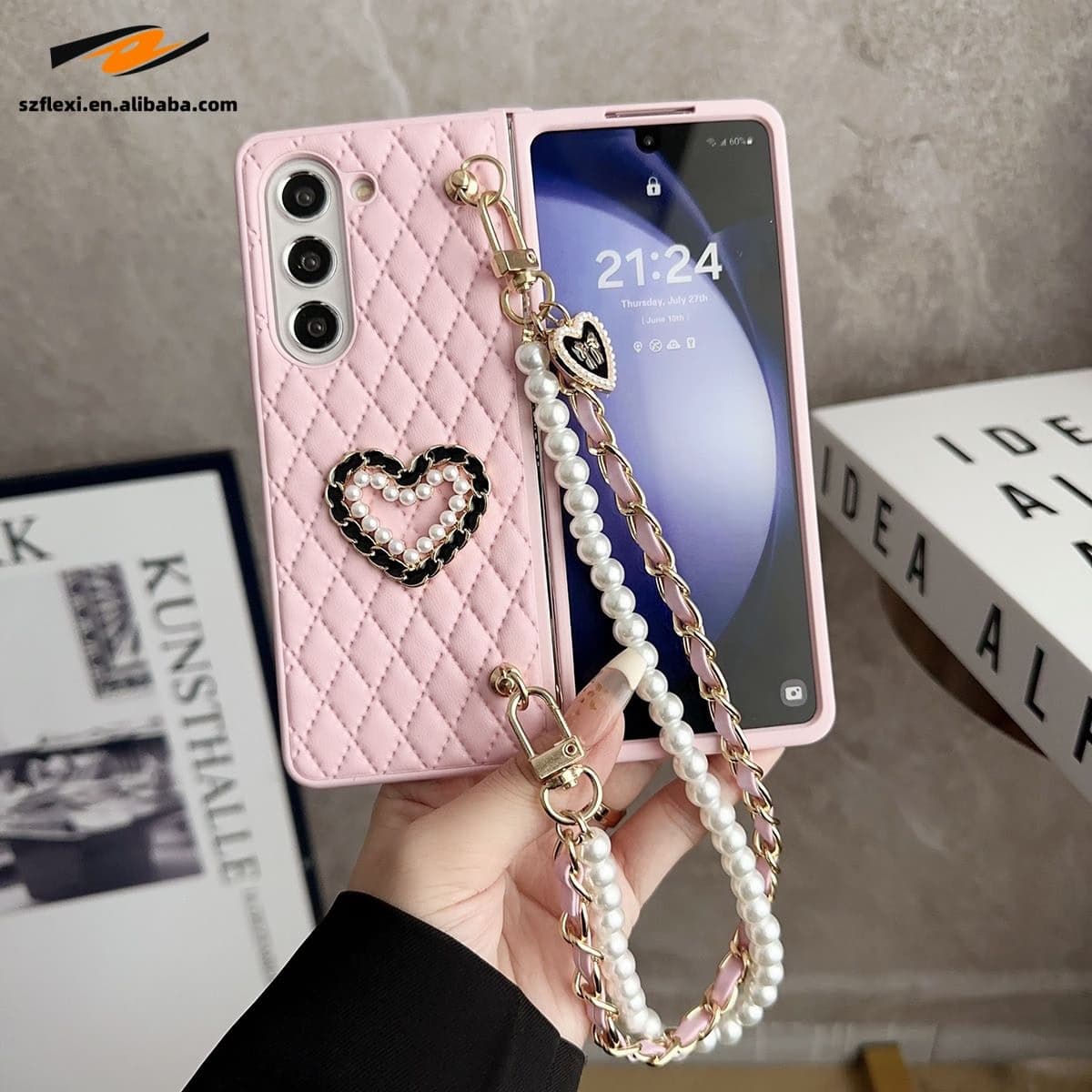 Leather With Pearl Bracelet Luxurious Heart-shaped Diagonal Plaid Solid Color Phone Cover